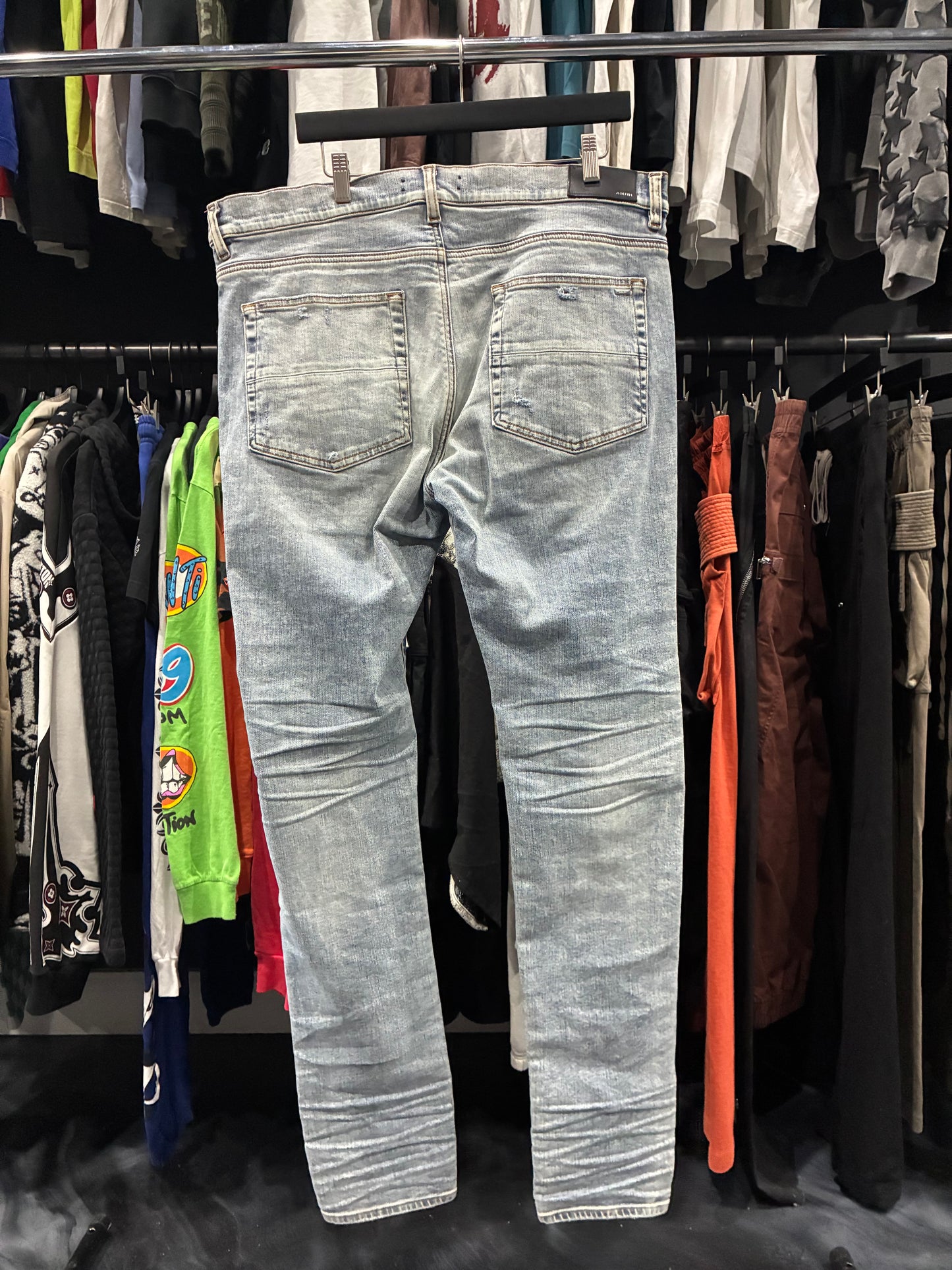 Amiri Light Blue Wash Plain Jean (38)