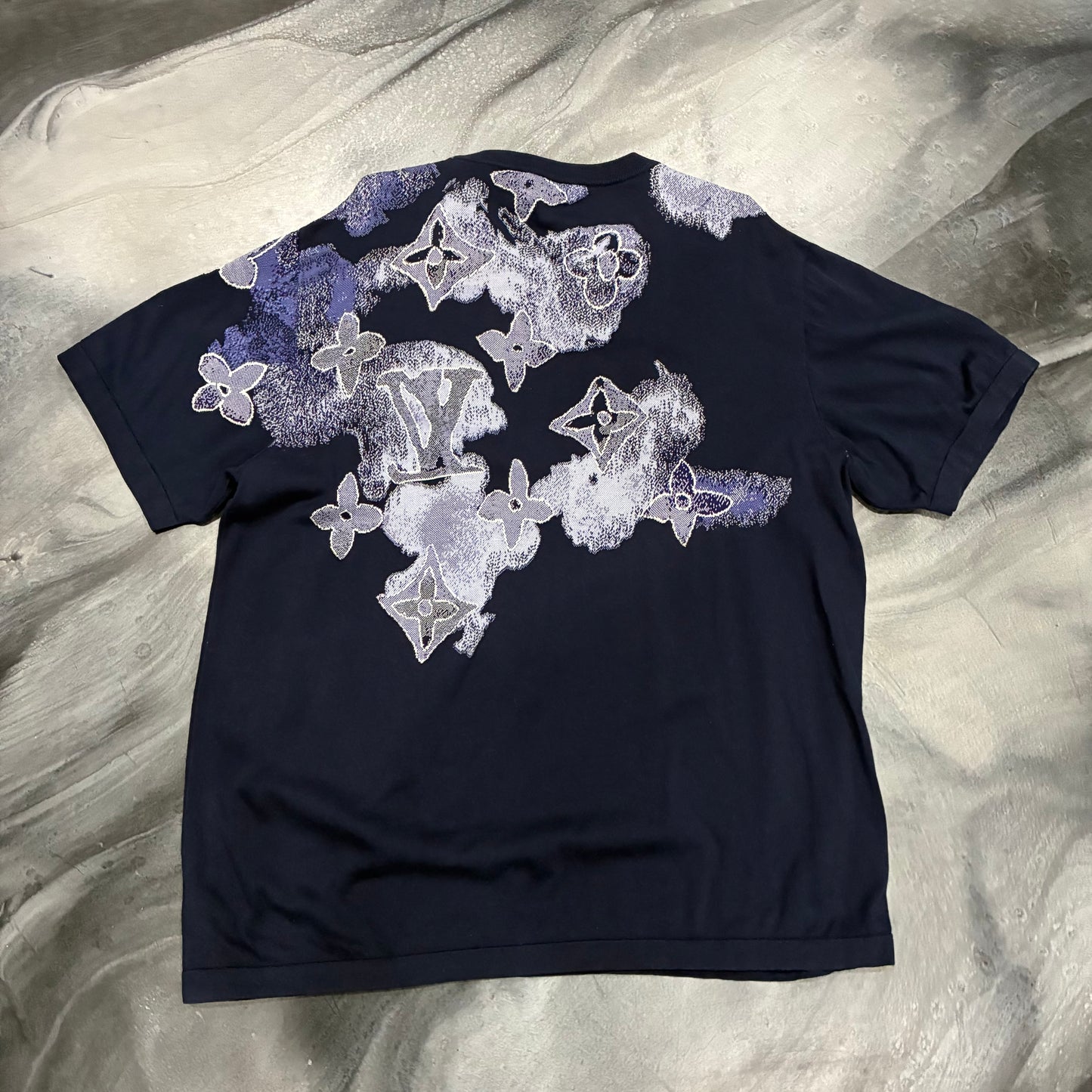 Louis V. Navy/White Monogram Cloud Tee (XL)