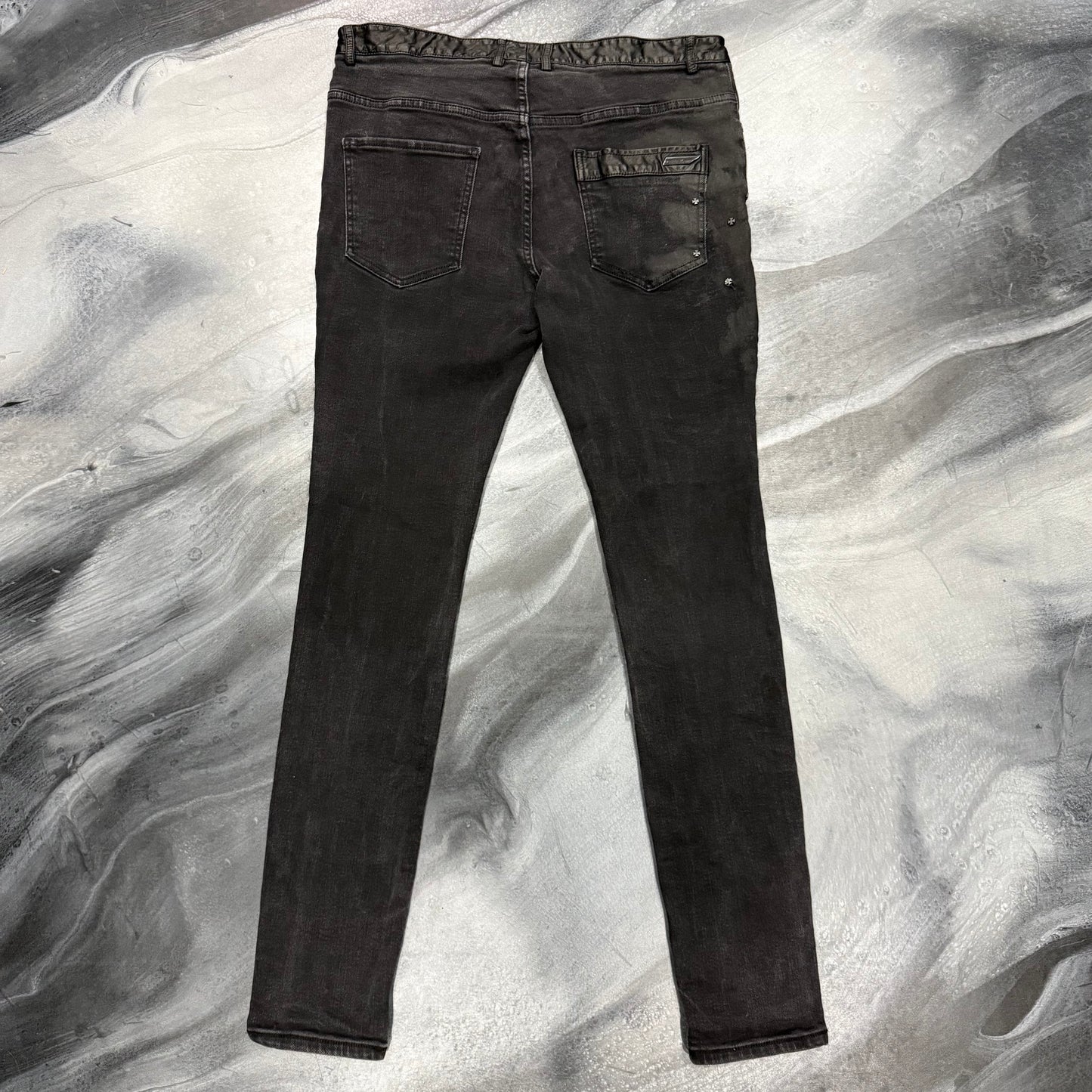 RTA Faded Black Left Knee Slit Jean (32)