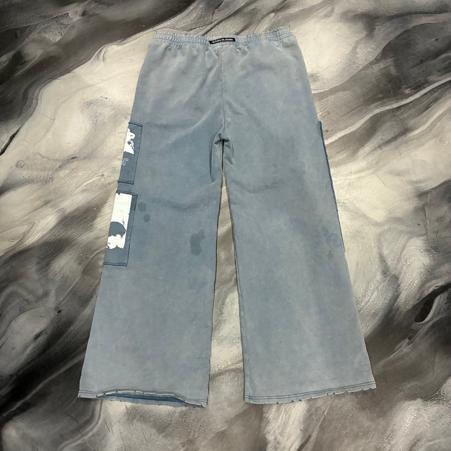 Matière De Désirs Blue Encore Sweatpants (XL)