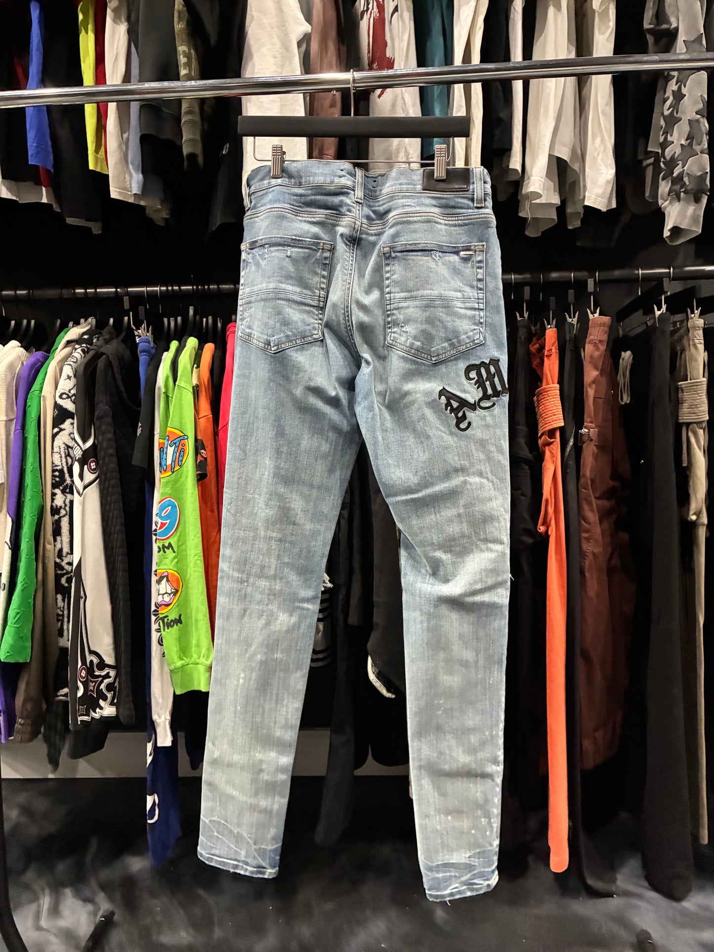 Amiri Indigo Black Old English Logo Jean (34)