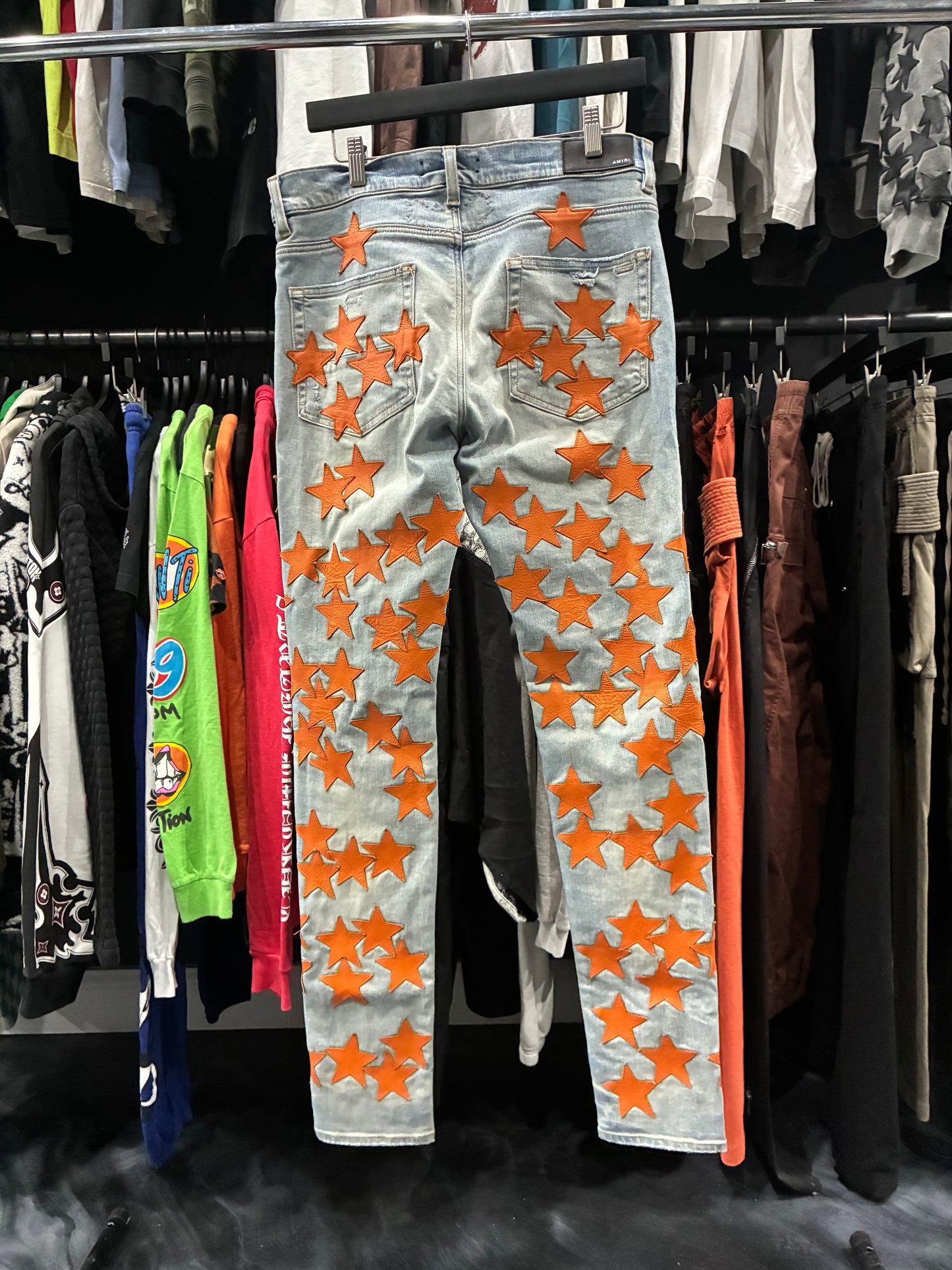 Amiri Indigo Chemist Orange Stars Jean (32)