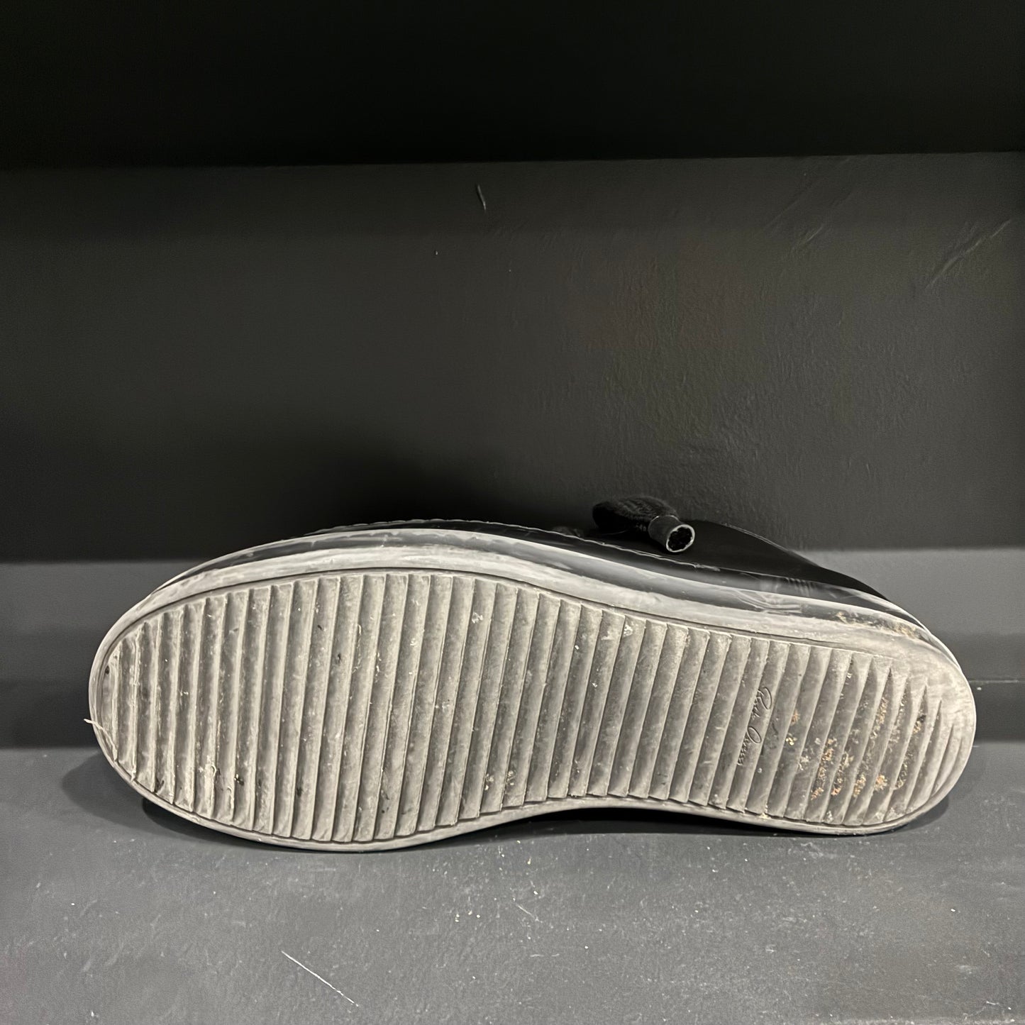 Rick Owen’s All Black Jumbo Lace Low (45EU)