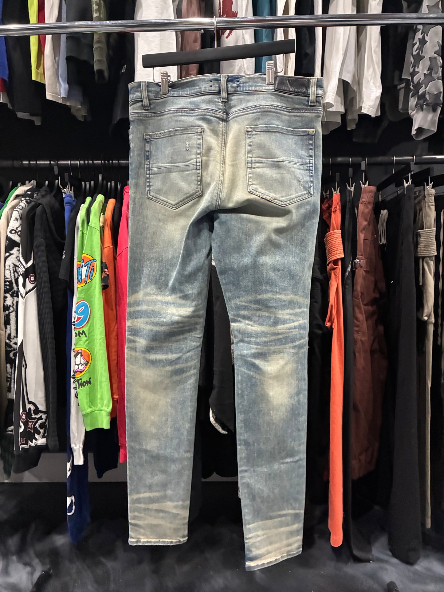 Amiri Indigo/Black Floral Patch Thrasher Jean (38)