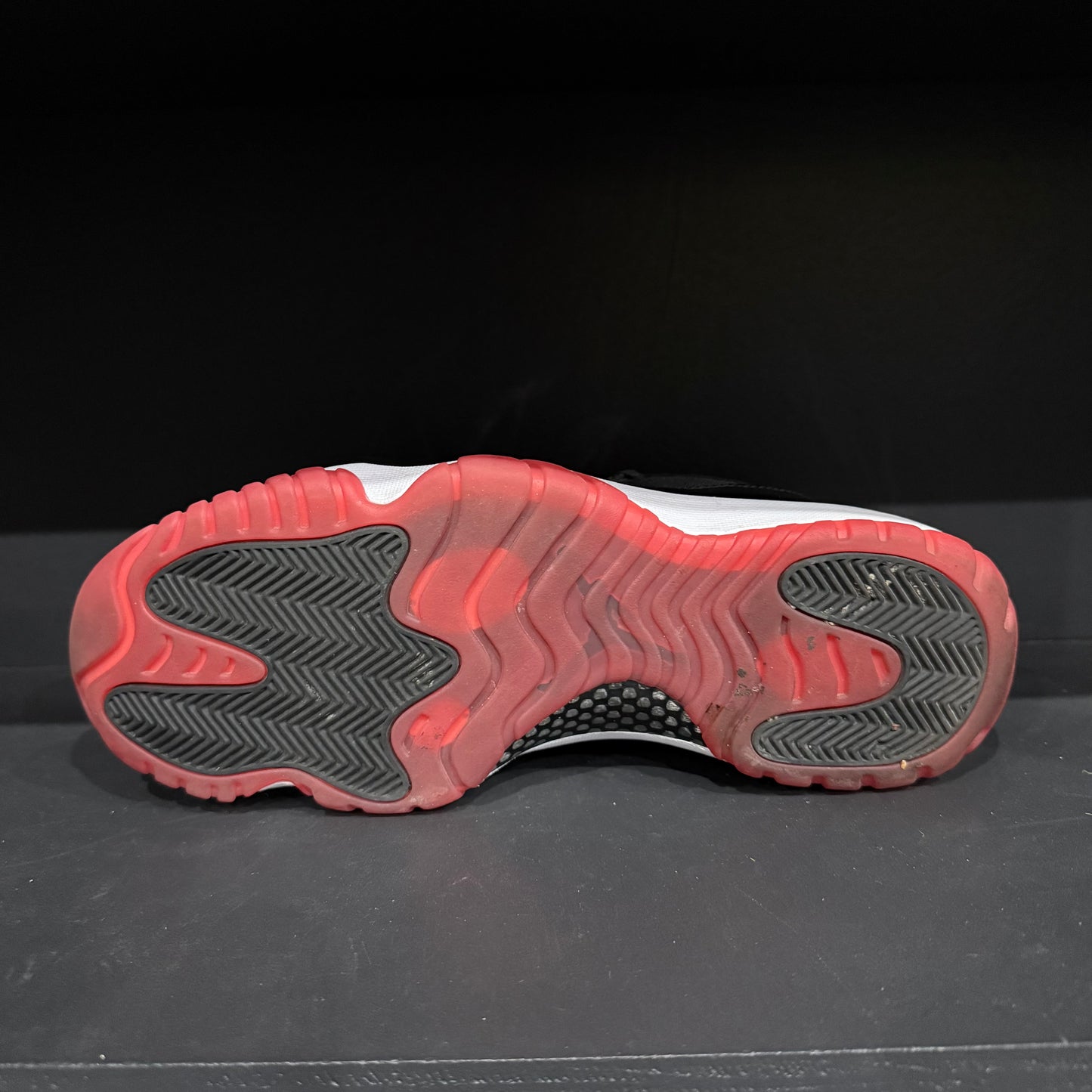 Jordan 11 Low Retro “Bred” (11.5)