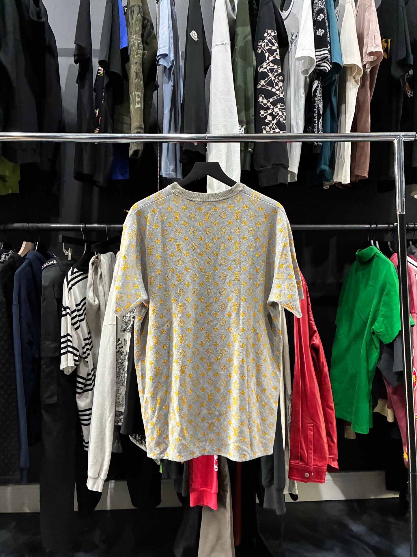 Louis V Grey/Yellow Monogram Tee (L)