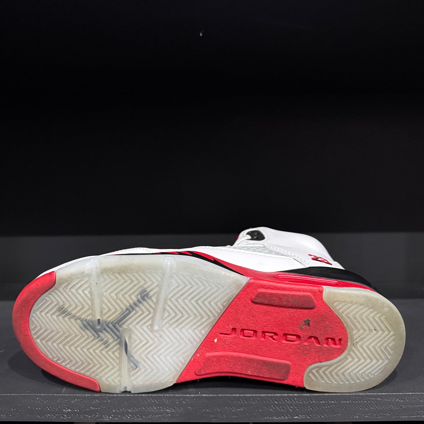 Jordan 5 OG Retro “Fire Red” (6Y)
