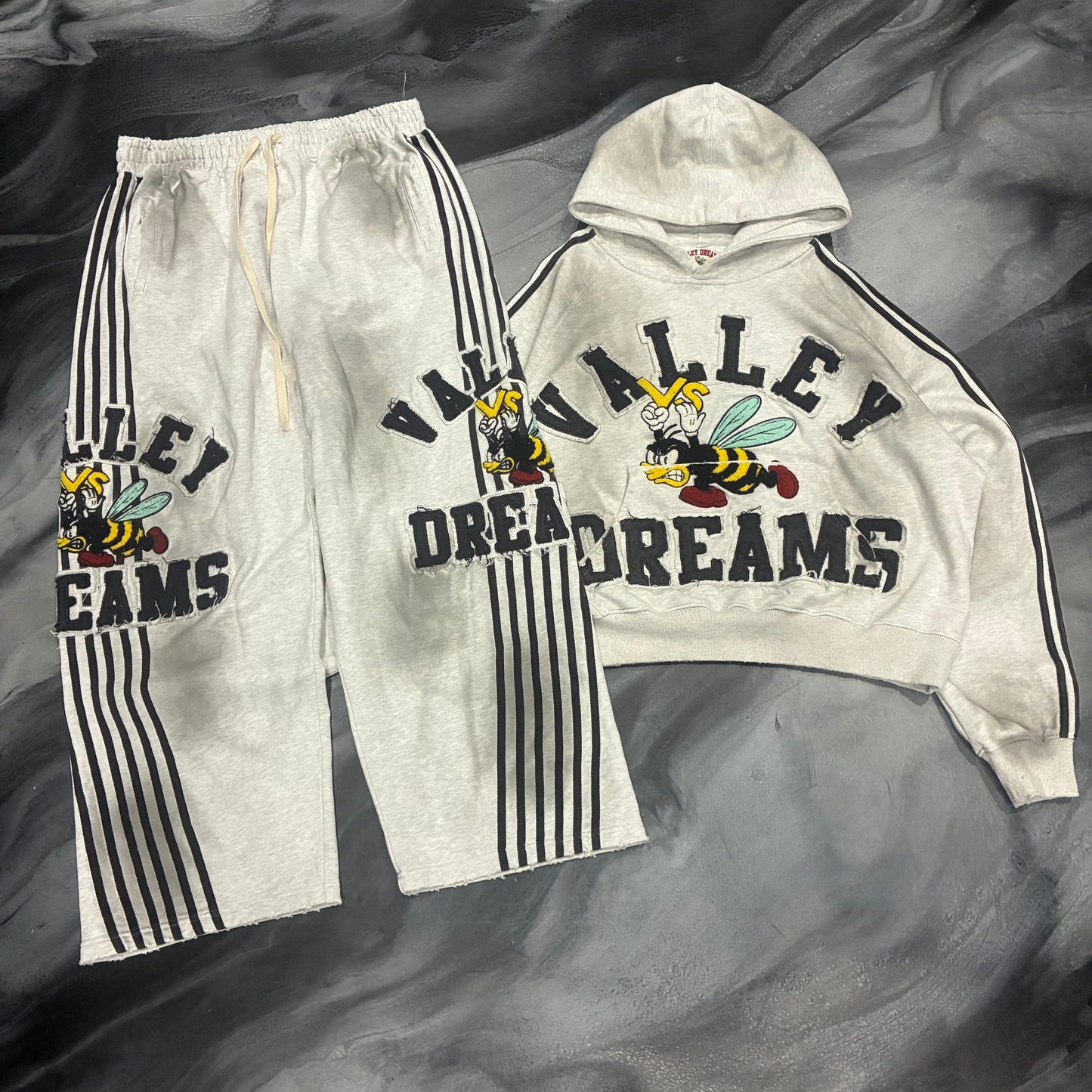 Vale Grey Anthem Striped Hoodie/Sweatpants (S)