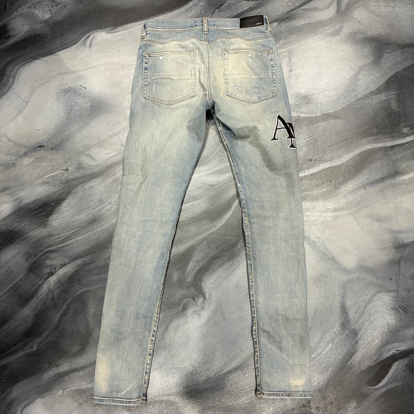 Amiri indigo/black Staggered Logo Jean (32)