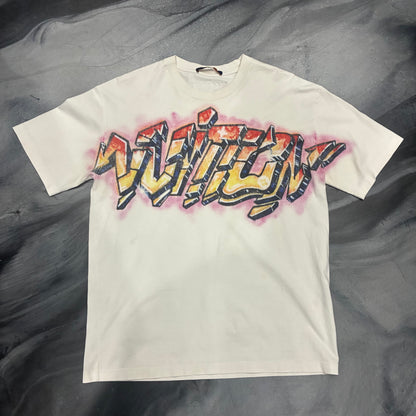 Louis V. White/Multicolor Graffiti Tee (L)