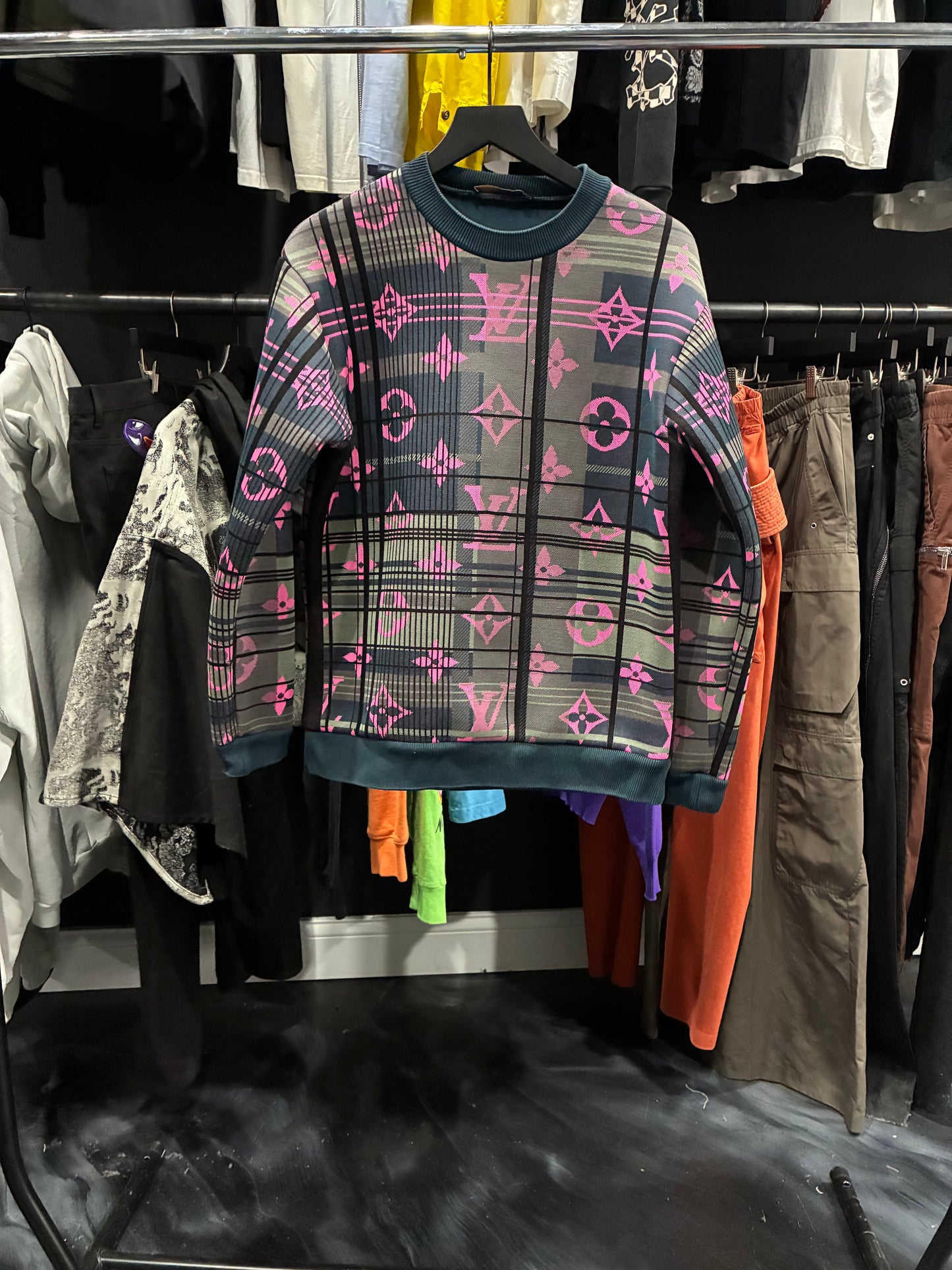 Louis V Navy/Pink Monogram Crewneck Sweater (S)