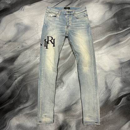 Amiri indigo/black Staggered Logo Jean (32)