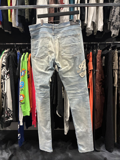 Amiri Light Wash Antique Indigo Jean (38)