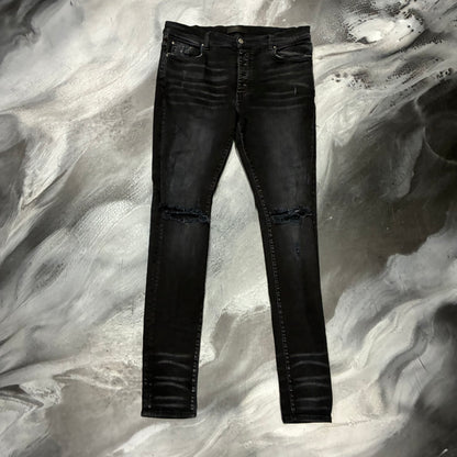 Amiri Faded Black Plain Knee Slit Jean (36)