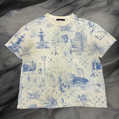 Louis V. White/Blue Cotton Pique Monogram Tee (2XL)