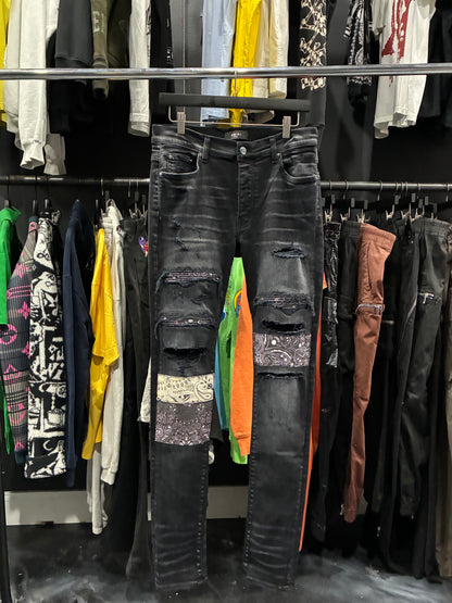 Amiri Aged Black Bandana Patchwork Jean (32)
