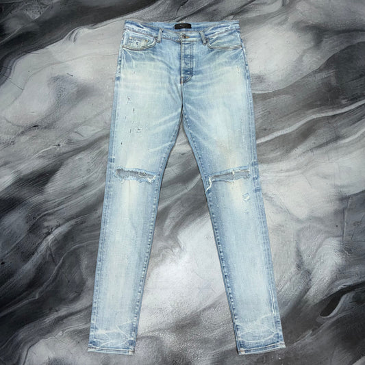 Amiri Light Blue Plain Shotgun Distressed Knees Jean (34)