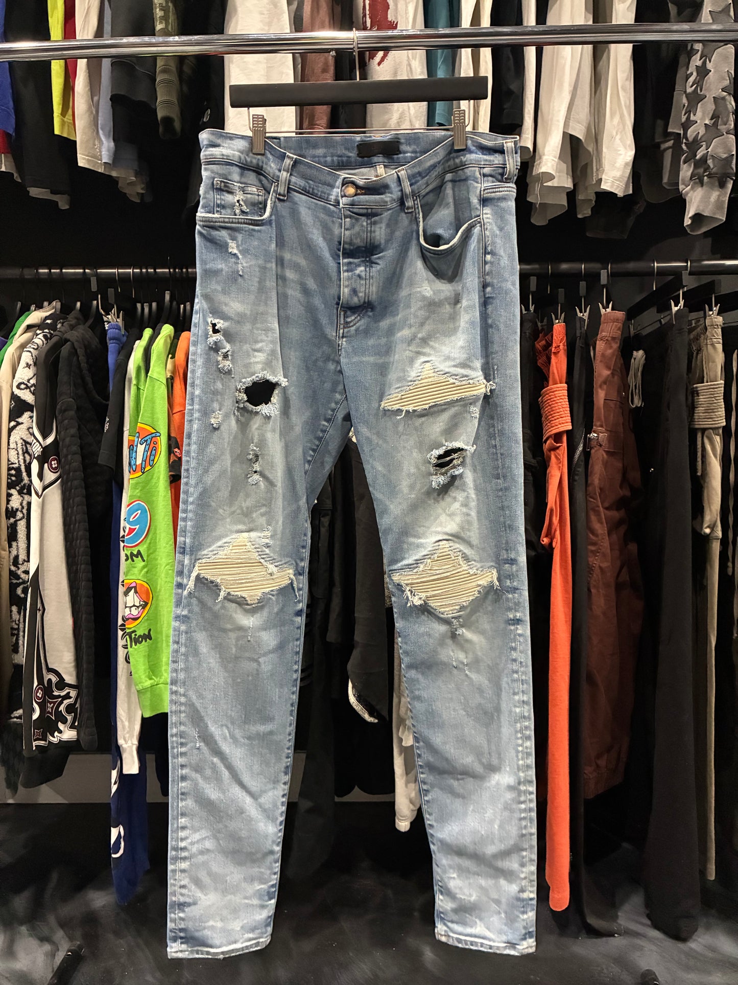 Amiri Light Blue/White Patch MX1 Jean (38)