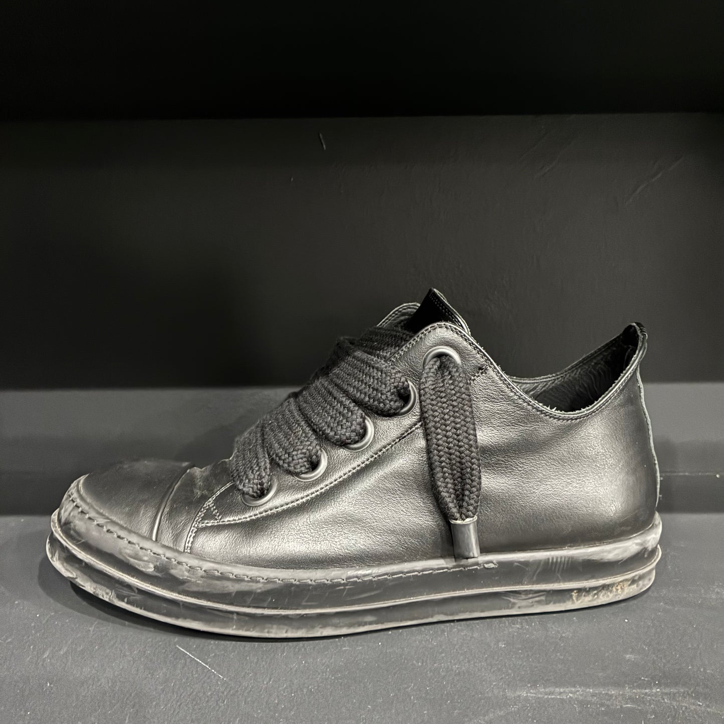 Rick Owen’s All Black Jumbo Lace Low (45EU)