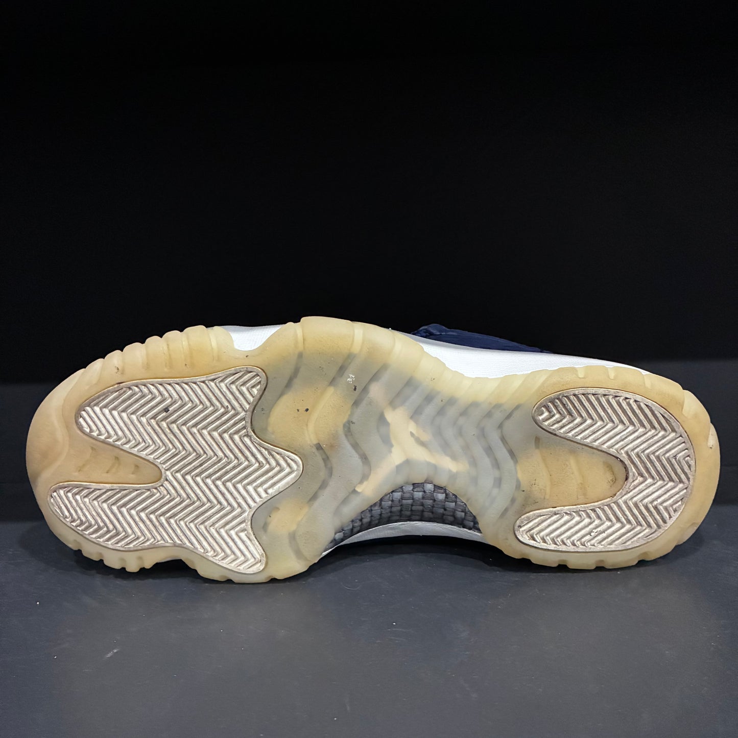 Jordan 11 Retro Low “Re2pect” (9.5)