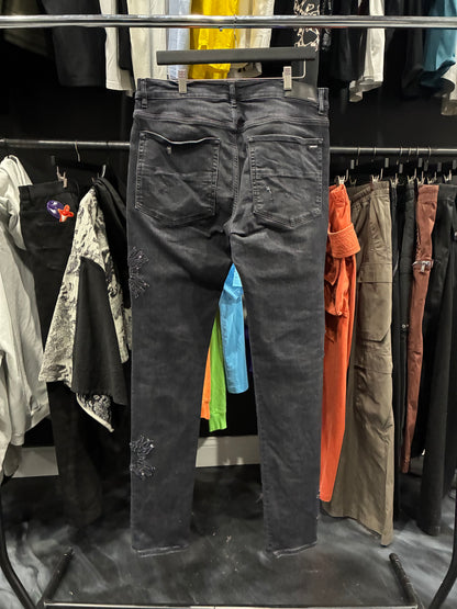 Amiri fade Grey Bedazzled logo patch Jean (36)