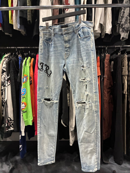 Amiri Light Blue/Black Old English Logo Jean (38)