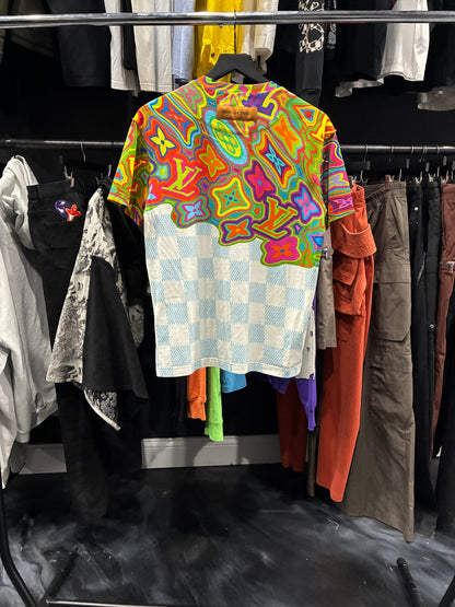 Louis v multi color tee (S)