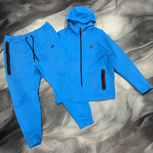 Nike Blue Tech Suit (XL)