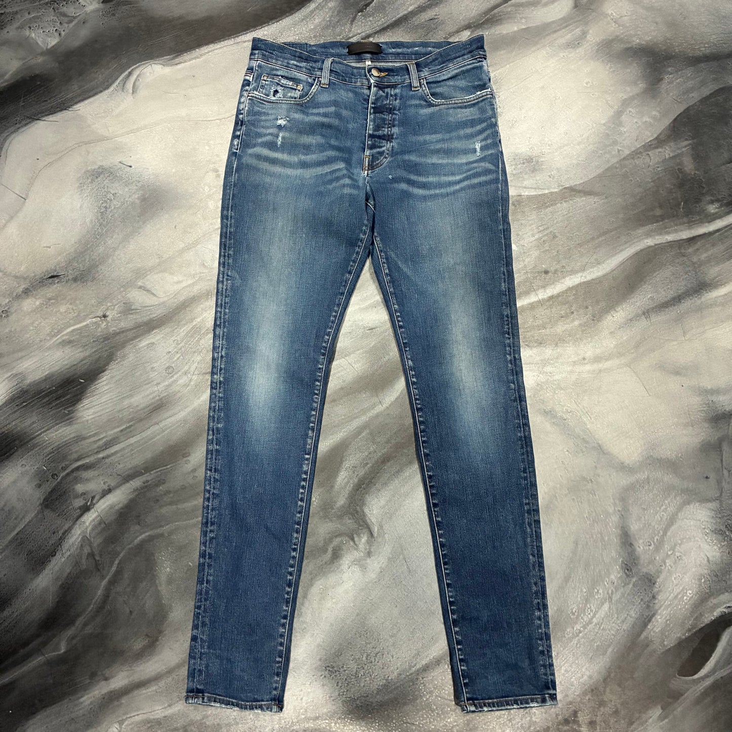 Amiri Dark Blue Plain Jean (33)