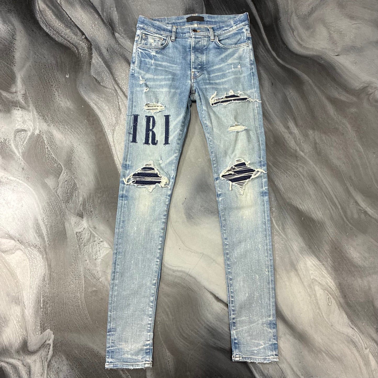 Amiri Light Blue/Denim Blue Core Logo Jean (30)