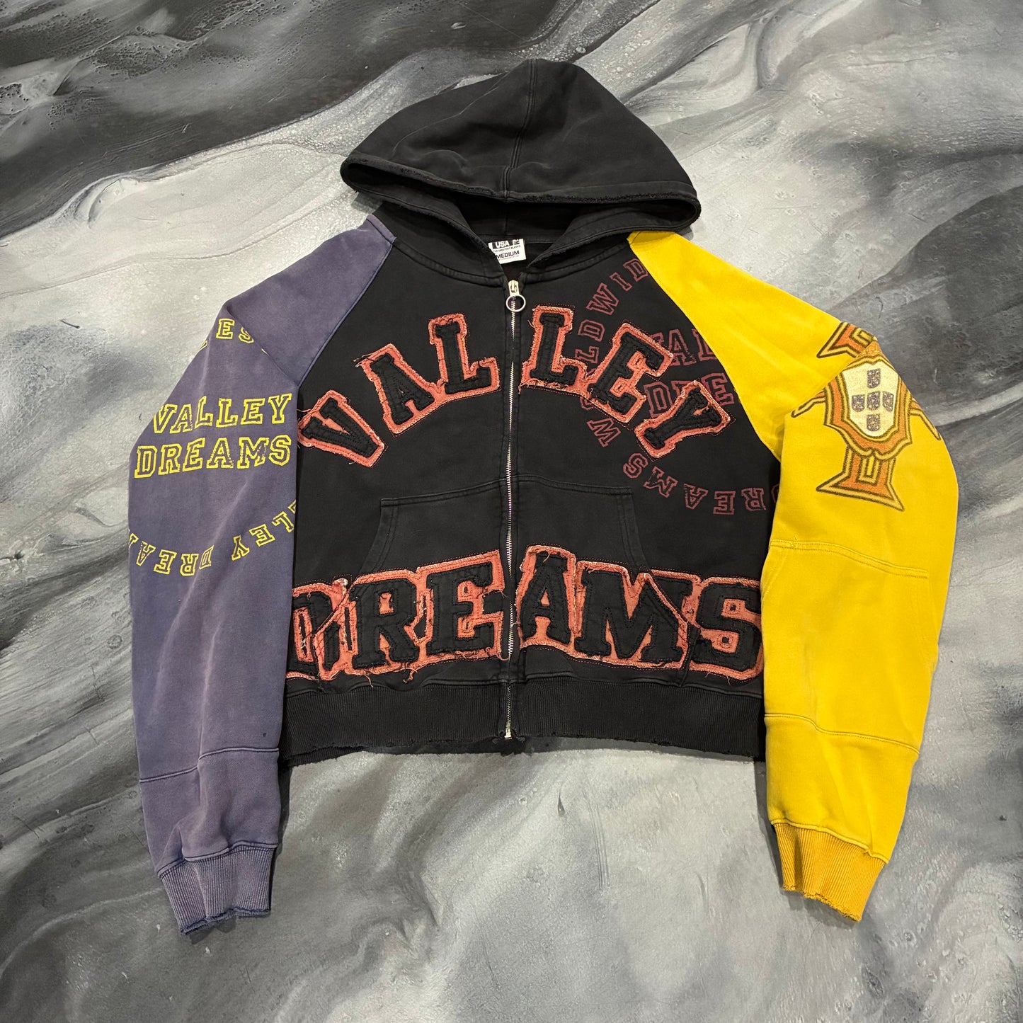 Vale Forever Multicolor Crest Zip Up Hoodie (M)