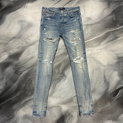 Amiri Aged Indigo Distressed Jean (32)