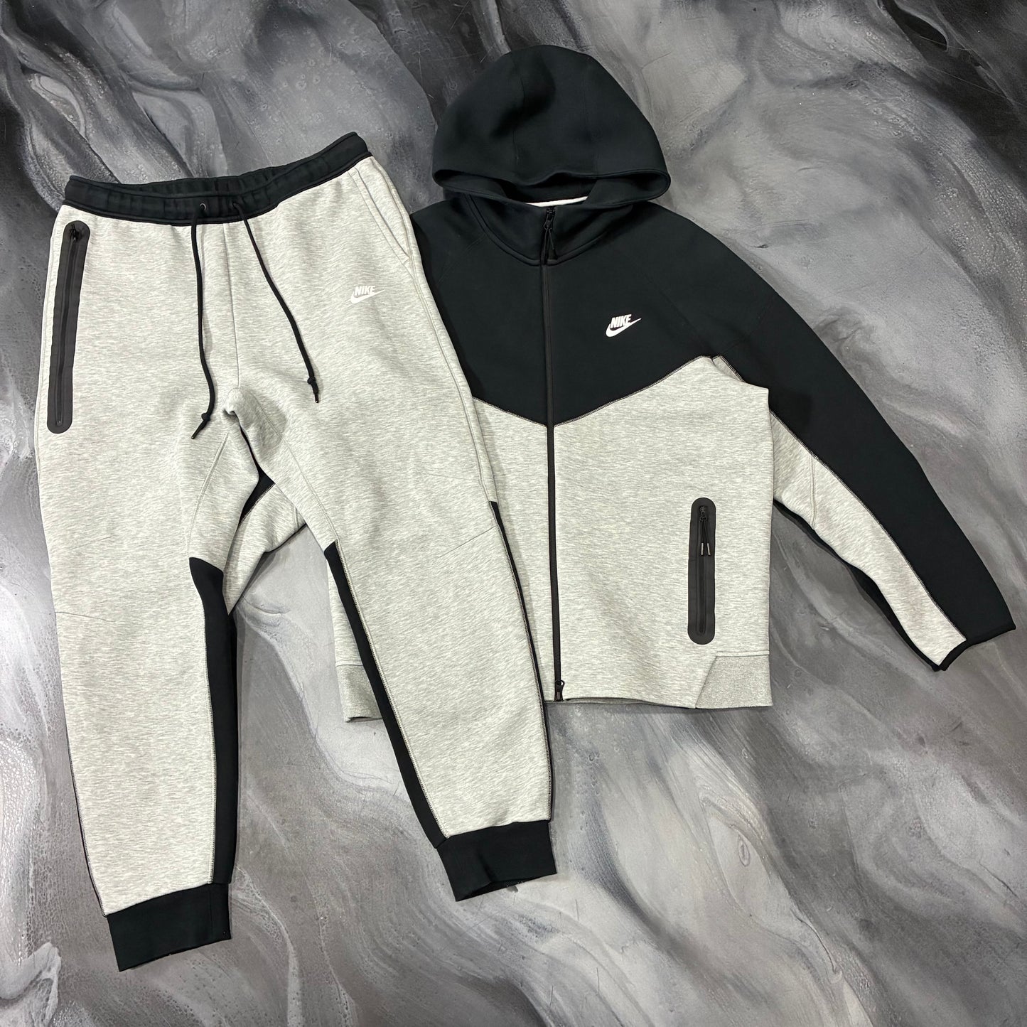 Nike Grey/Black Tech Suit (XL)