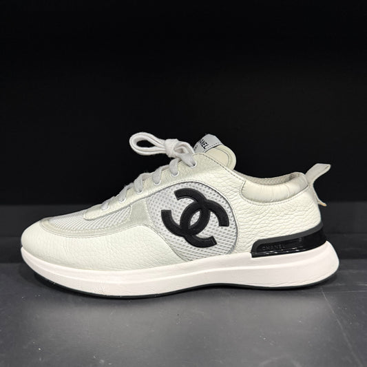 Chanel White Mesh Calfskin Low Top Sneaker (41)