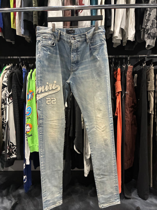 Amiri Antique Indigo Logo 22 Jean (38)