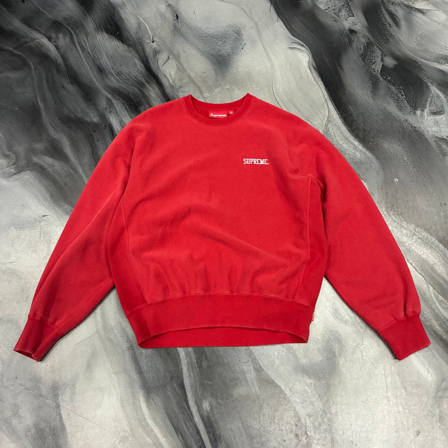 Supreme Red/White Logo Crewneck Sweater (M)