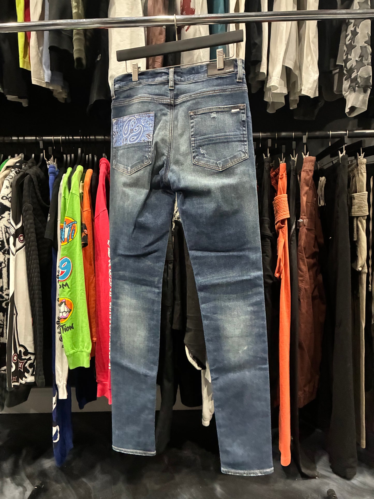 Amiri Dark Blue Bandana Art Patch Jean (32)