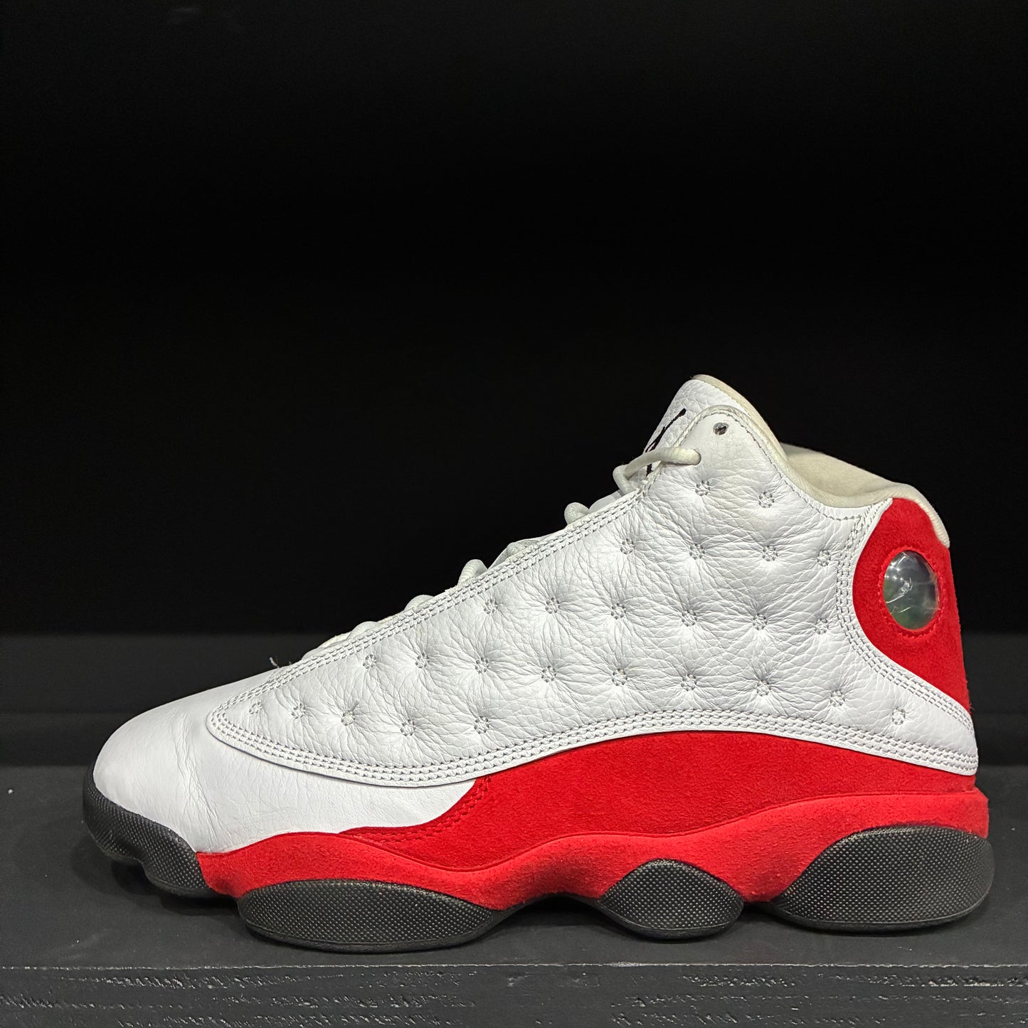 Jordan 13 Retro “Chicago” (8.5)