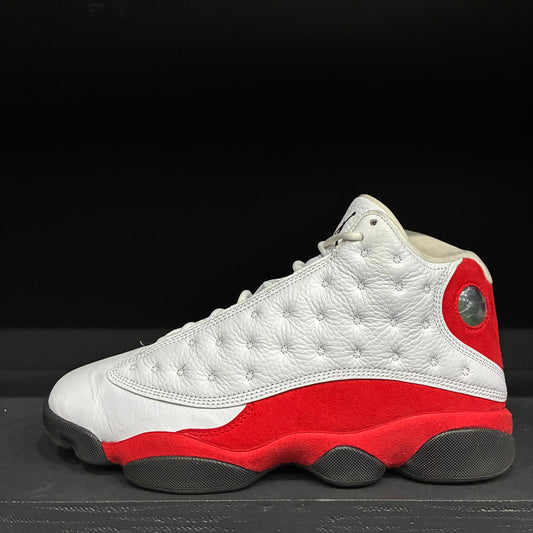 Jordan 13 Retro “Chicago” (8.5)