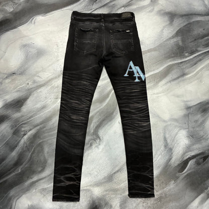 Amiri Black/Baby Blue/VVS Staggered Logo Jean (33)