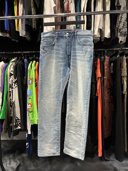 Amiri Plain Light Blue Jean (36)