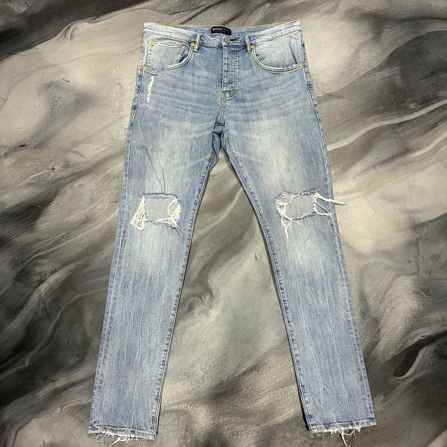 Purple Brand Light Blue Ripped Knees Jean (36)