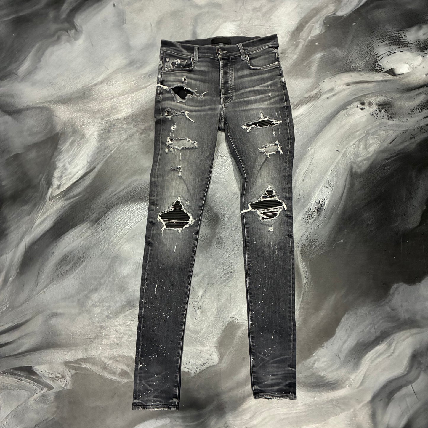 Amiri Faded Grey/Black Patch Jean (33)