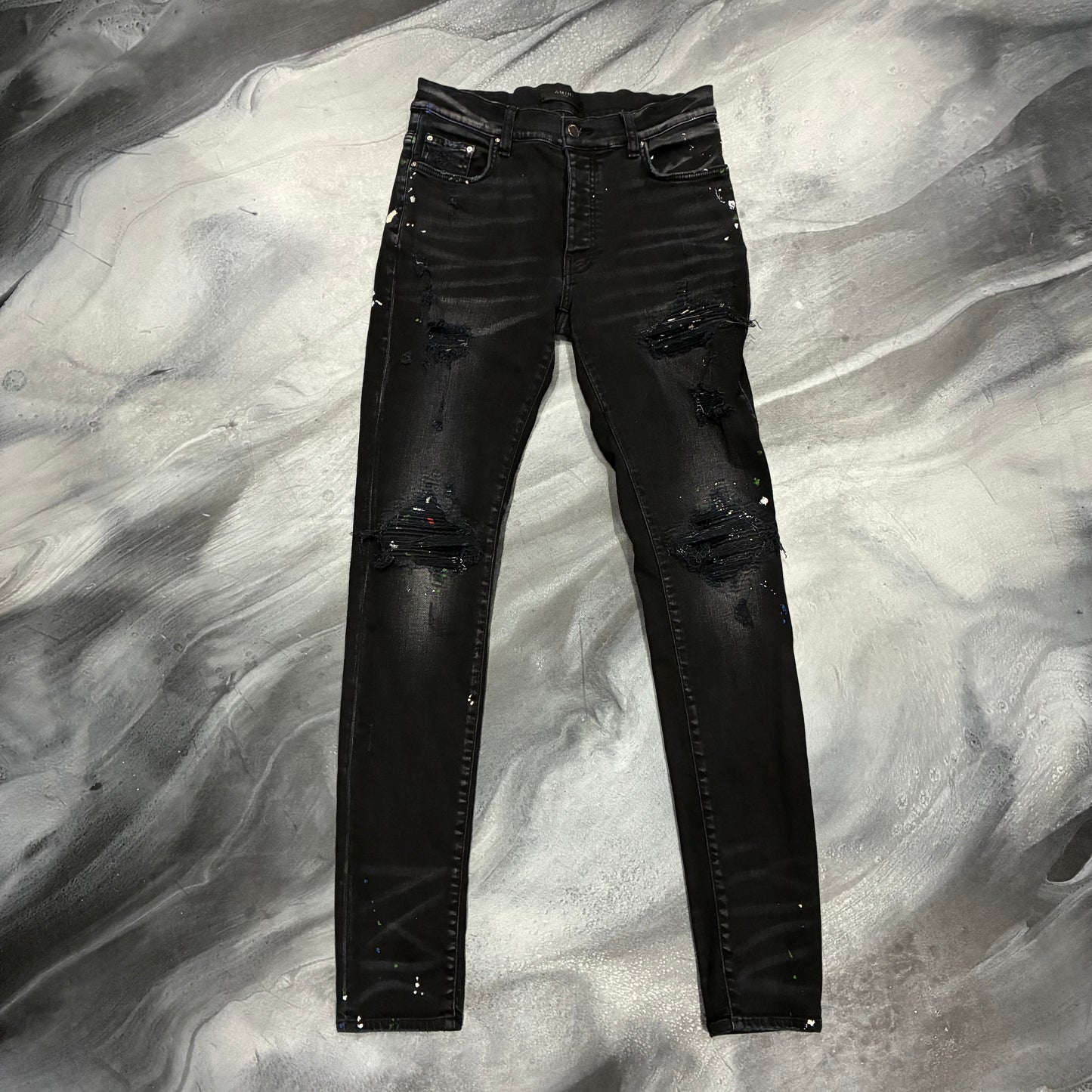 Amiri Faded Black Light Paint Splatter Distressed Jean (31)