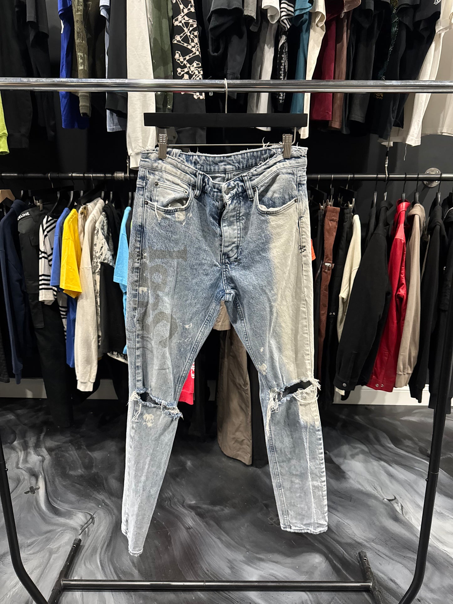 Ksubi Bleached Light Blue Knee Slit Jean (32)