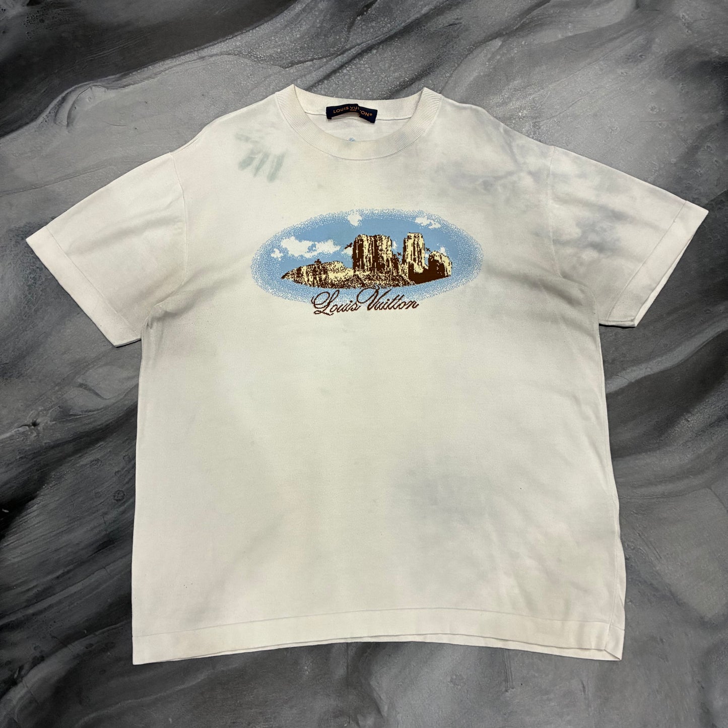 Louis V. Cream/Marble Out West Landscape Tee (XL)