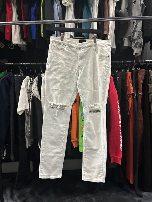 RtA Jeans "Bryant" "Rest In Peace" White