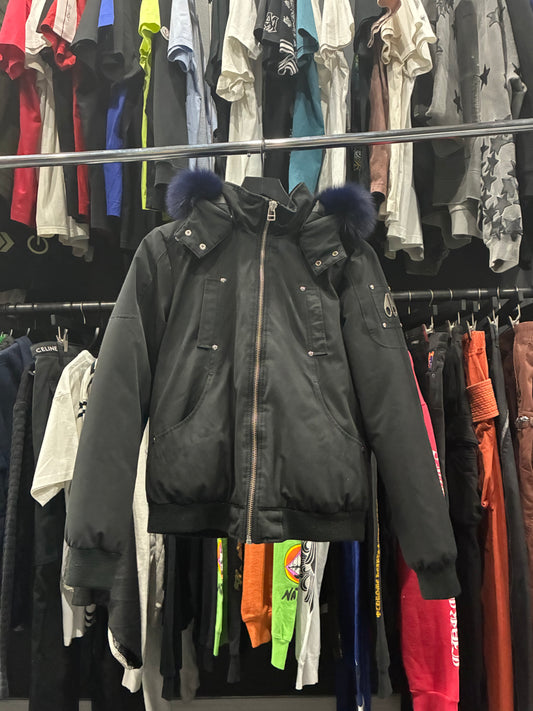 MOOSE KNUCKLES BALLISTIC BOMBER Mens Apparel Black/Marine Blue Fur (S)