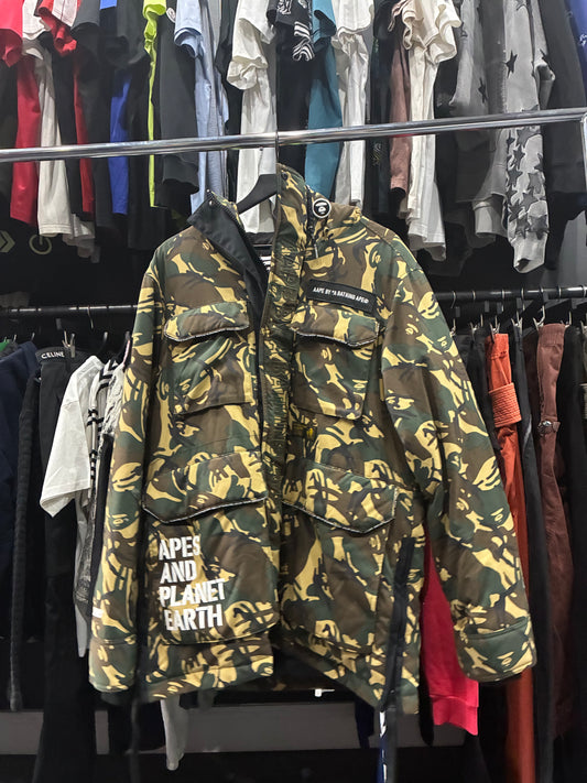 AAPE Apes And Planet Earth Camo Down Coat (XL)