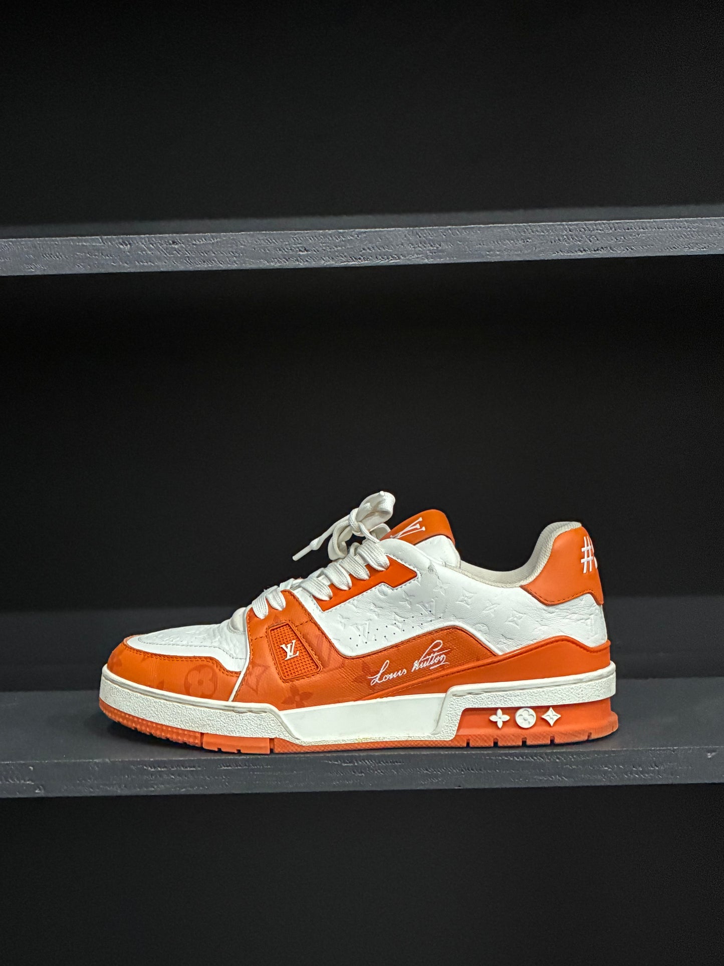 Louis V. LV Trainer Orange (8.5 LV/10 US)